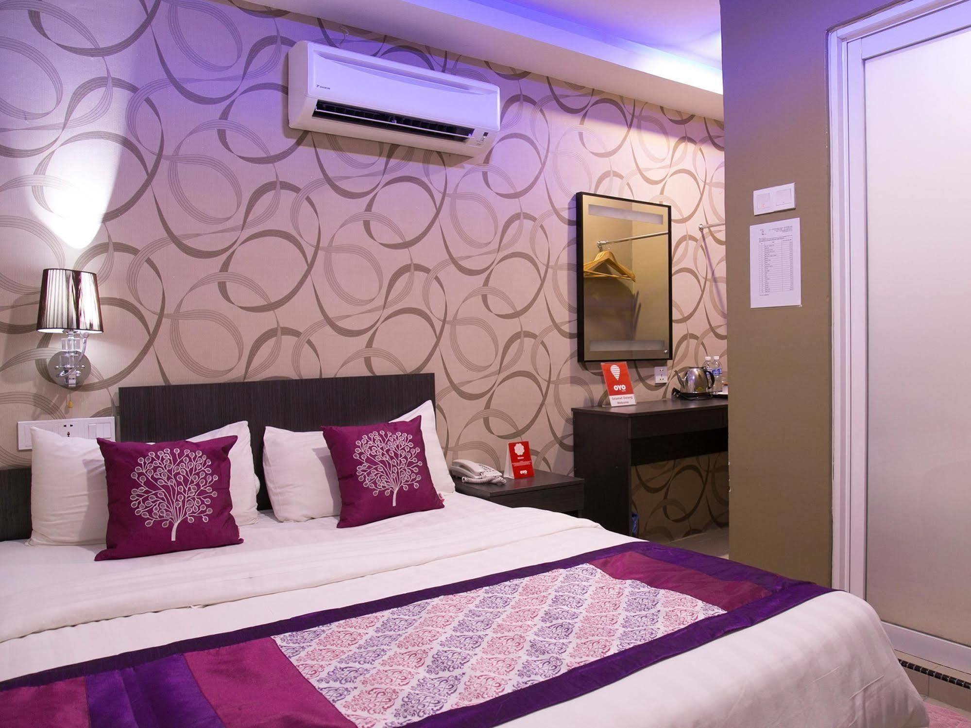 Oyo 176 Hotel Q Inn Petaling Jaya Eksteriør bilde