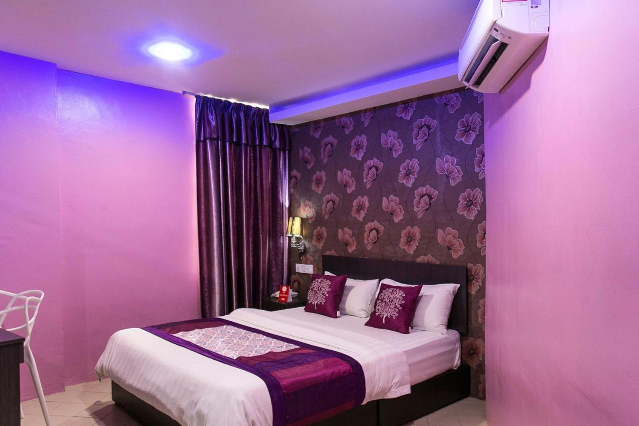 Oyo 176 Hotel Q Inn Petaling Jaya Eksteriør bilde